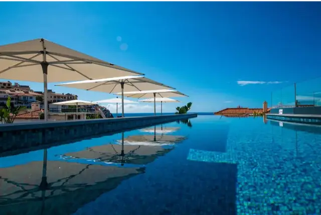 Hotel Pestana Fisherman Village zwembad 