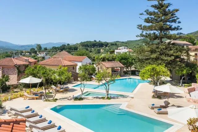 Spilia Village Hotel & Villas zwembad 
