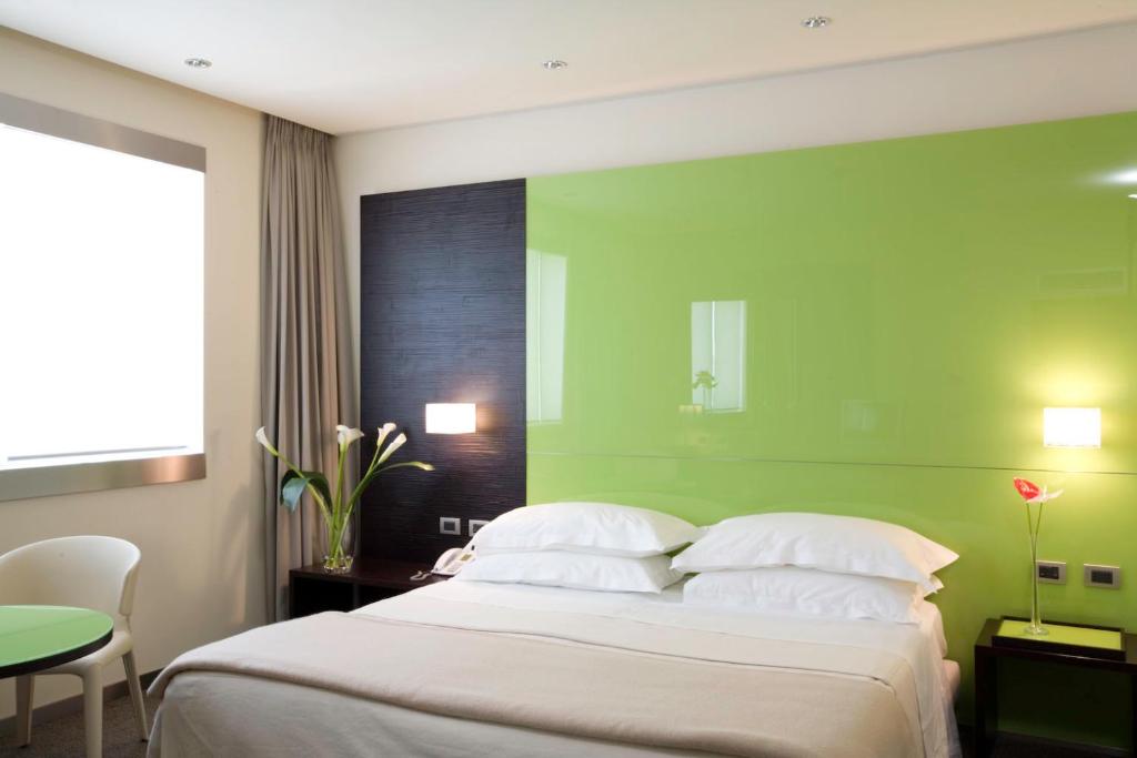 Hotelkamer met modern design