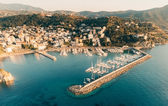 Agropoli &ndash; K&uuml;ste und Stimmung