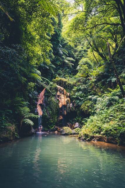 Caldeira Velha natuurlijke warmwaterbron