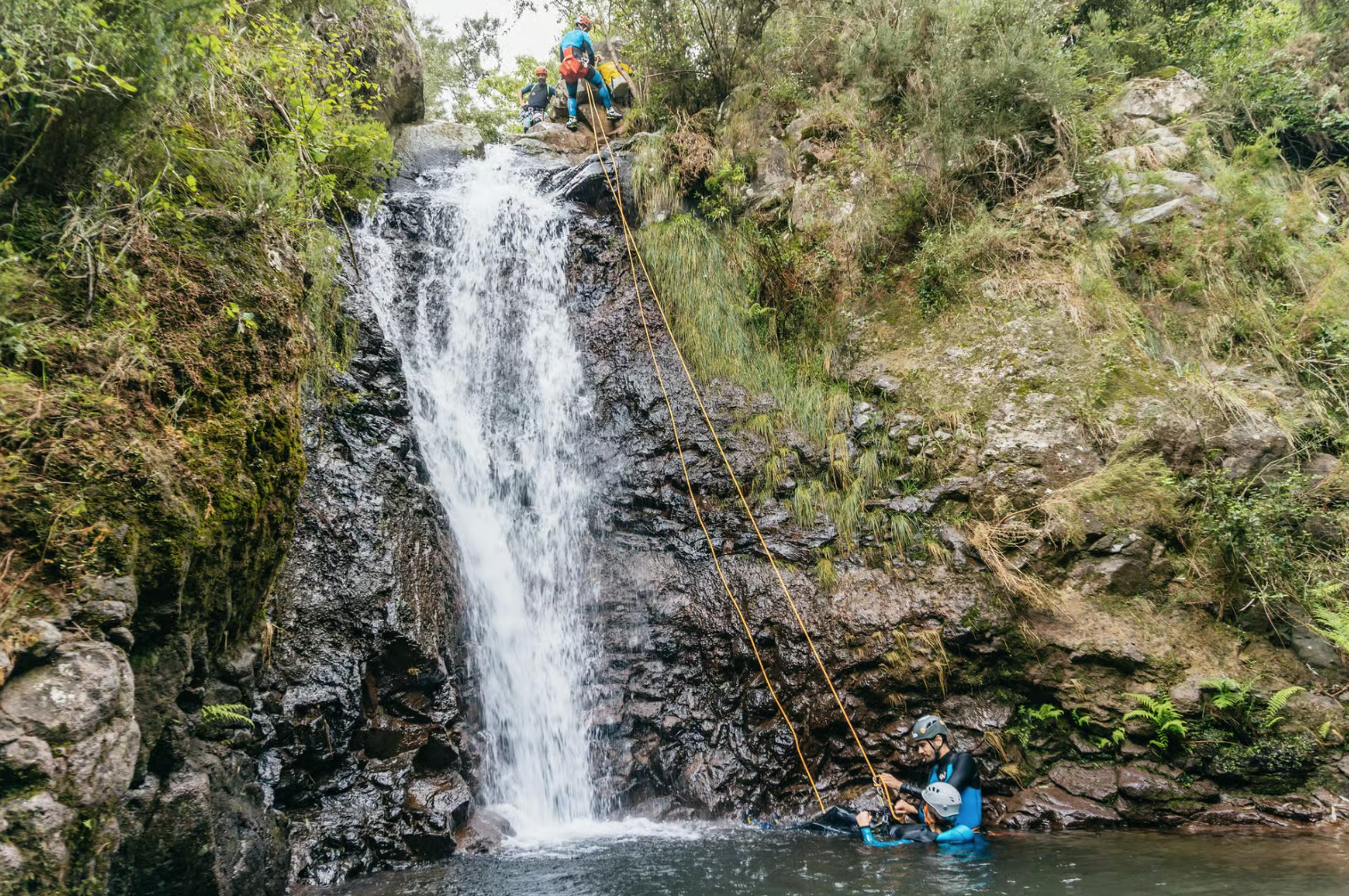 Canyoning &ndash; natuurlijke glijbanen
