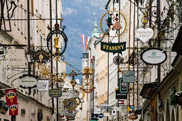 Getreidegasse