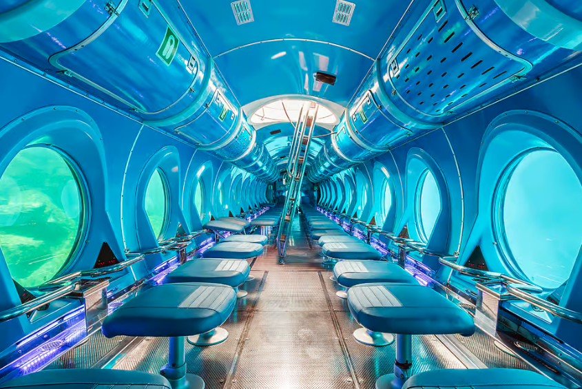 Golden Shark onderzee&euml;r &ndash; instap in de haven