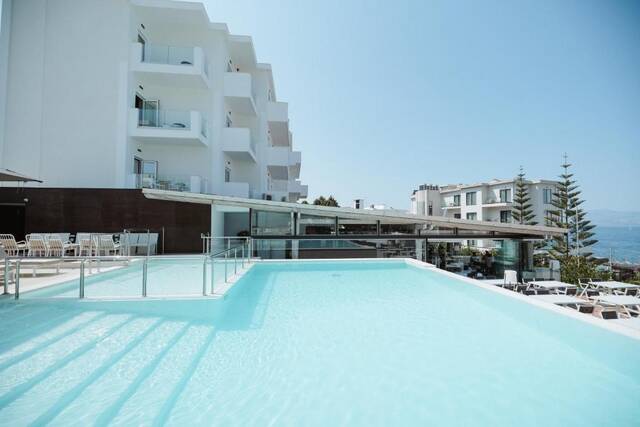 Hotel Agimi zwembad