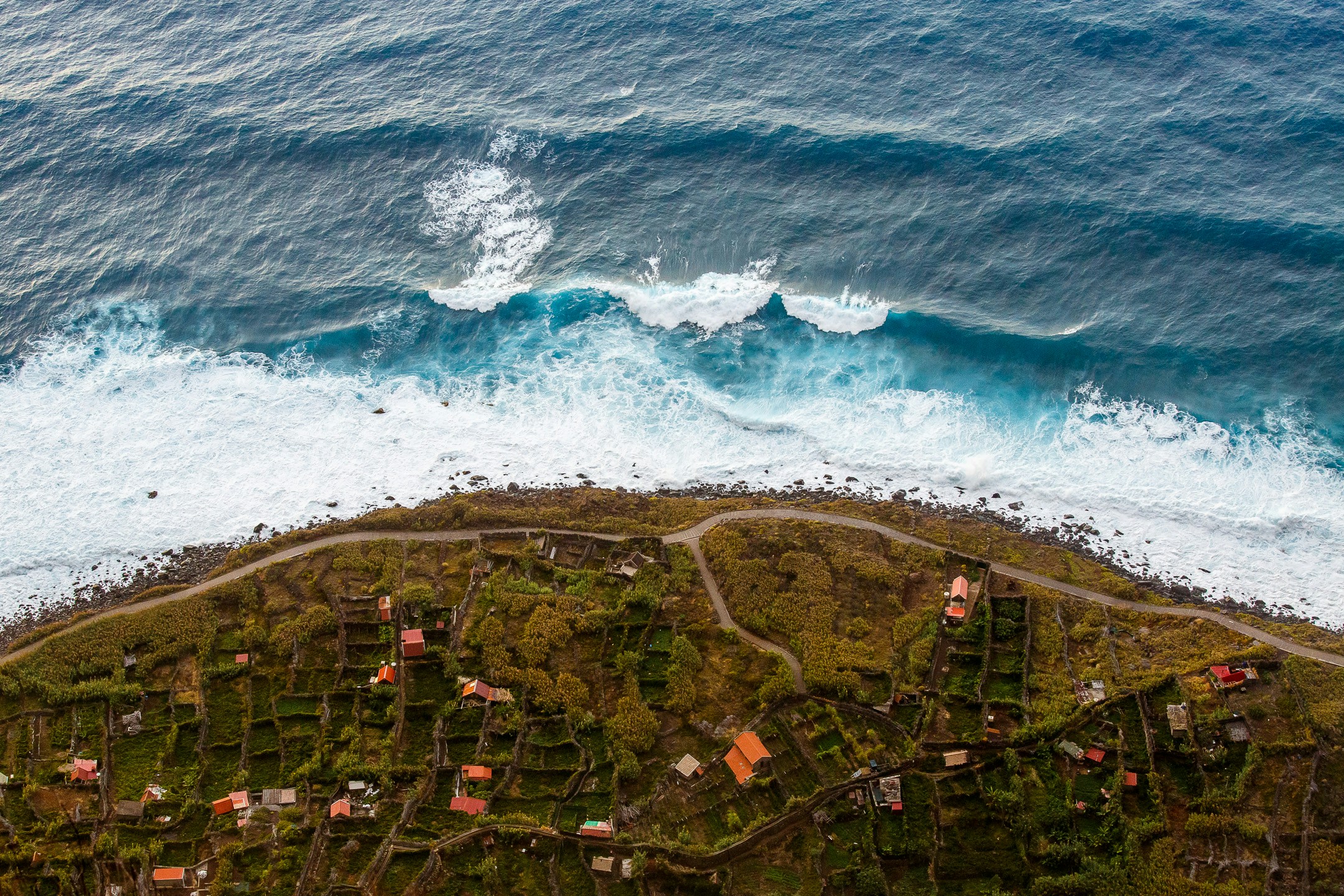 Küstenlinie von Porto Moniz