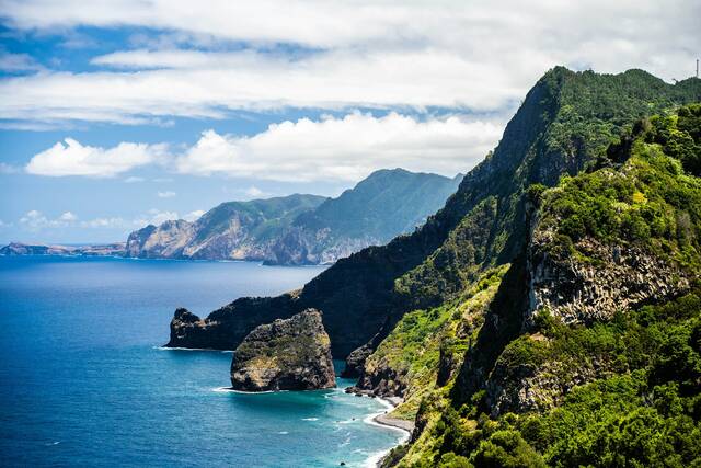 Ruige kust en bergen van Madeira