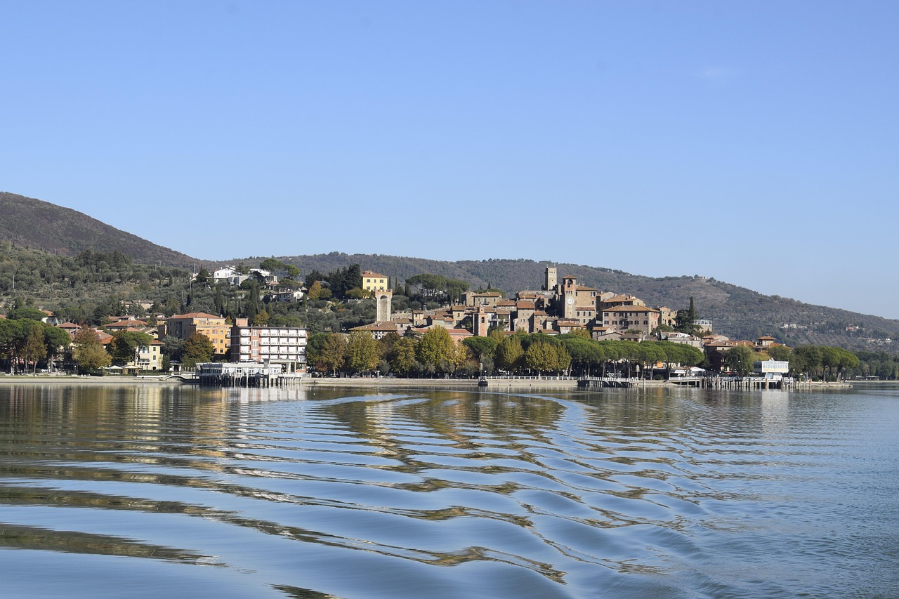 Passignano sul Trasimeno &ndash; boulevard aan het water