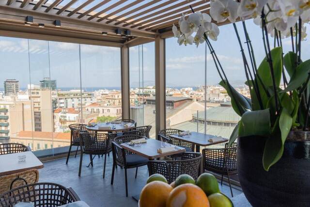 Restaurant boven in Hotel Politeama