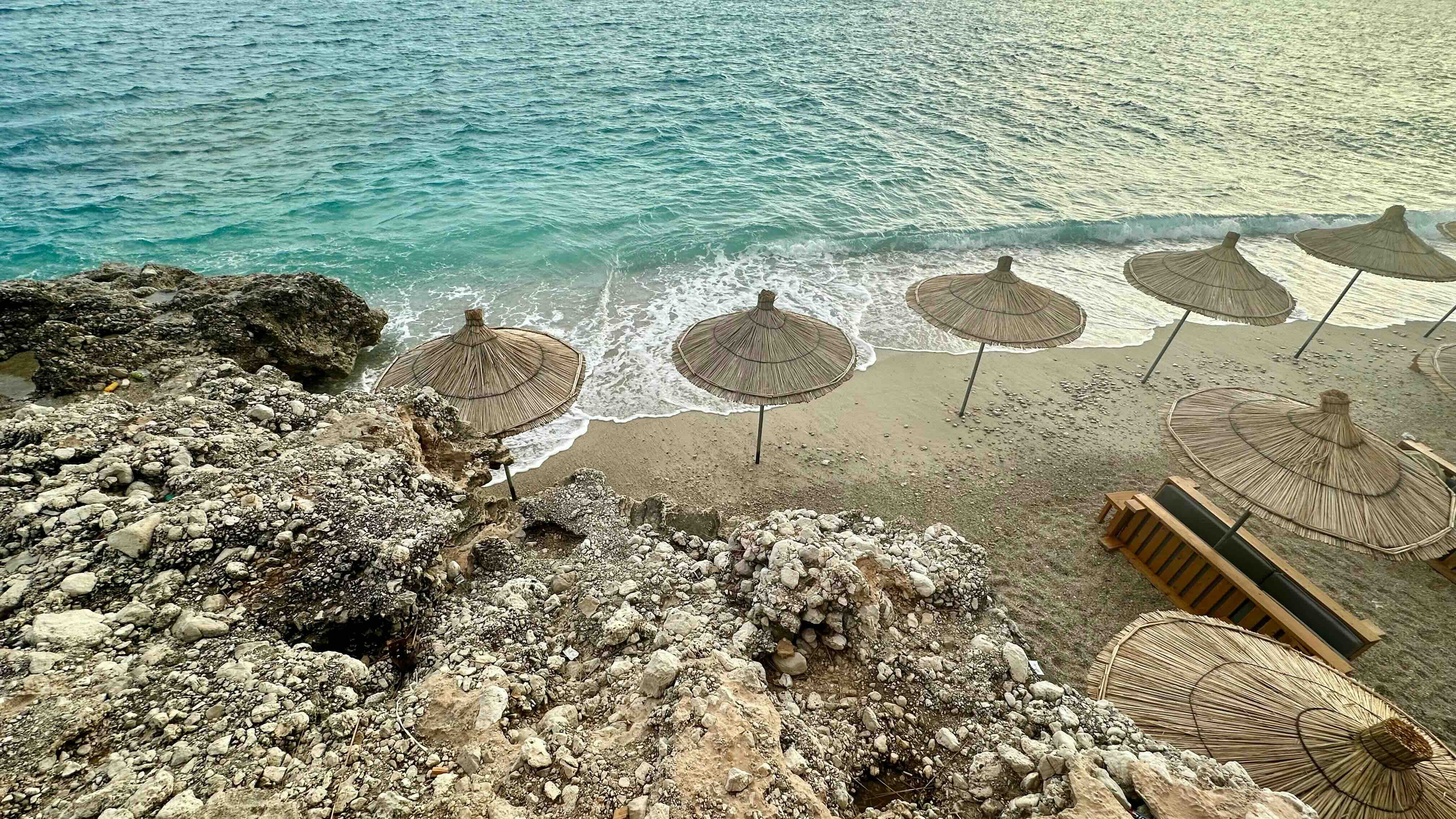 Zonsondergang boven de baai van Sarand&euml;