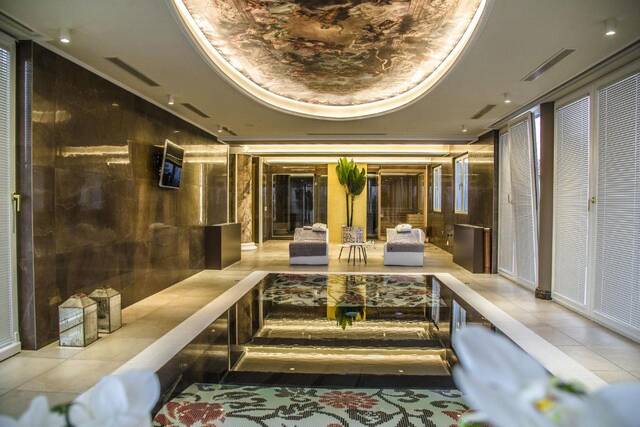 Hotel Villa Pascucci – zwembad en buitenzijde