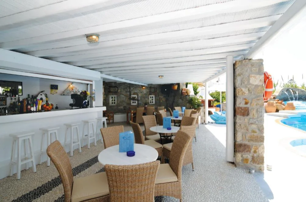 Hotel Kamari bar
