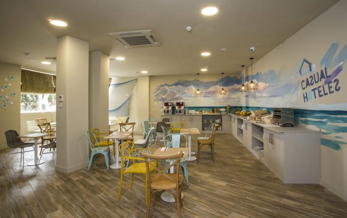 Ontbijtzaal van hotel Casual Malaga del Mar in Malaga