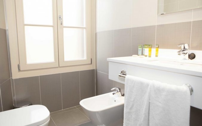 Badkamer van tweepersoonskamer van hotel Soho Boutique Malaga in Malaga