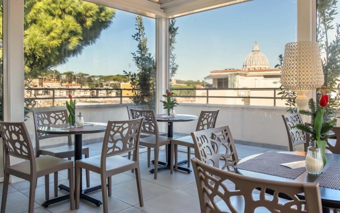 Terras van Fragrance Hotel St. Peter in Rome