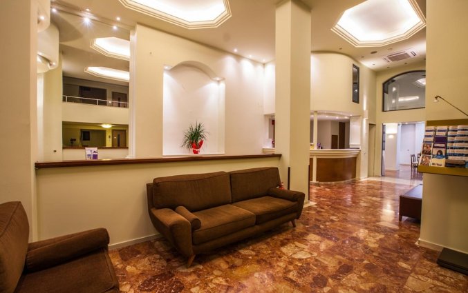 Receptie van Hotel Marina in Athene