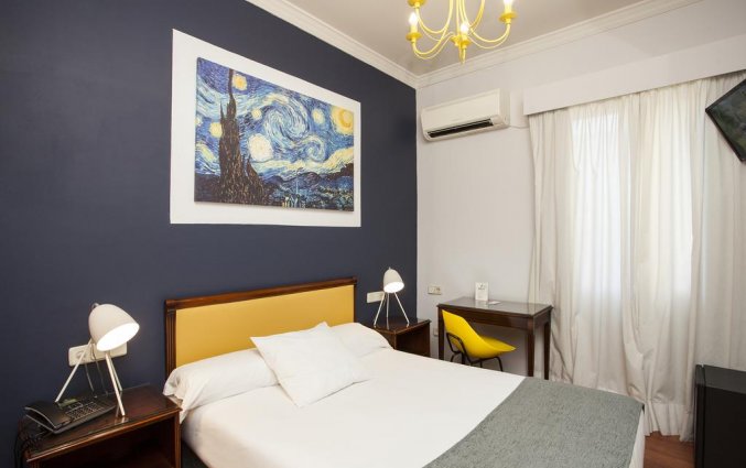 Budgetkamer van hotel Hotel Olympia Cónsul del Mar stedentrip Valencia