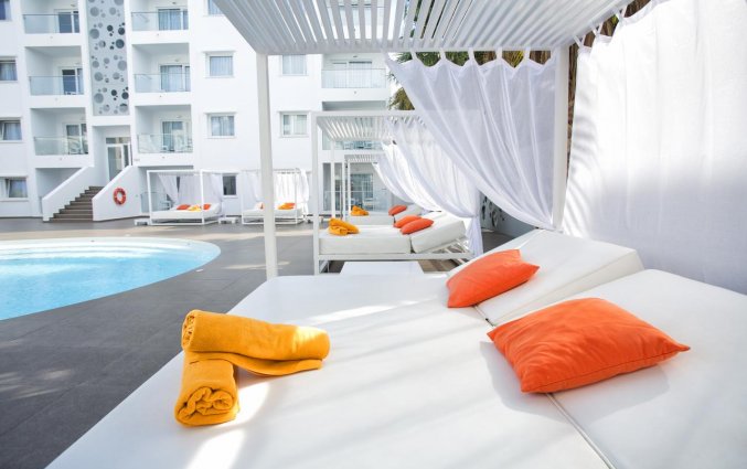 Zonneterras van Appartementen Ibiza Sun op Ibiza