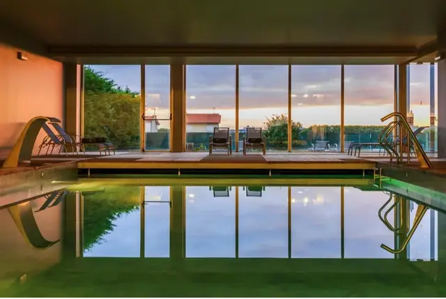 Hotel Villa C Boutique binnen zwembad 