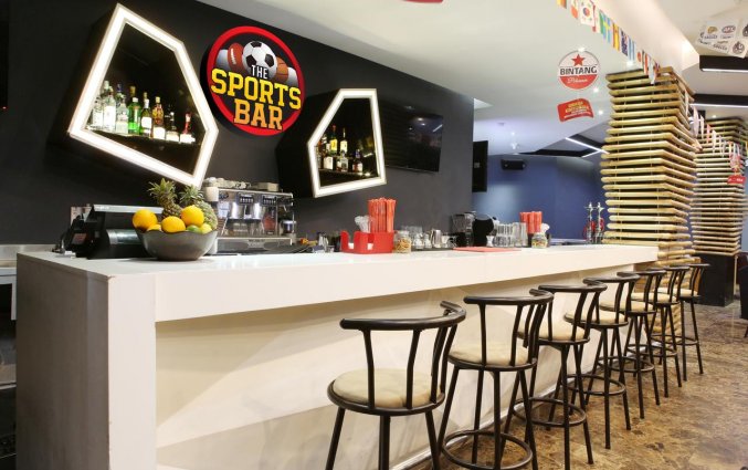 Bar van Hotel Fashion Legian op Bali