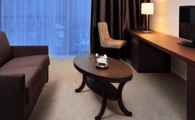 Zitgedeelte in appartement van Hotel Nox Ljubljana