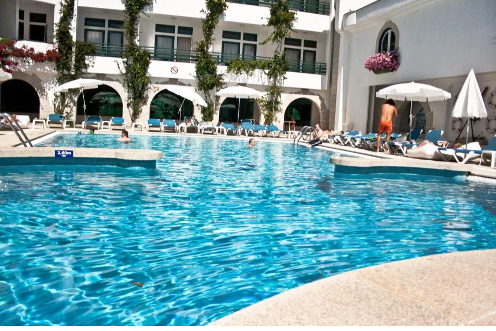 Hotel Suave Mar zwembad 
