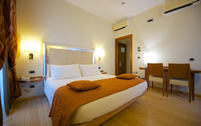 Tweepersoonskamer van hotel Best Western Crystal Palace 