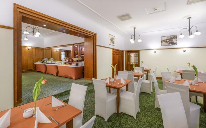 Ontbijtbuffet van Hotel Hetman in Warschau