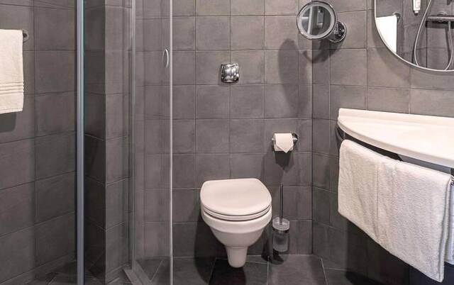 Badkamer van Ibis Warszawa Stare Miasto in Warschau