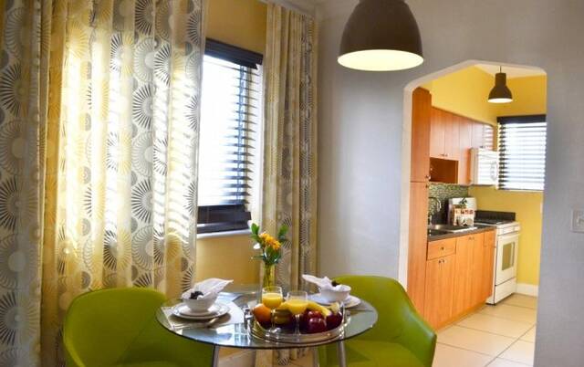 Eethoek van appartement Beachside