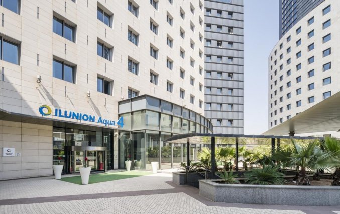 Entree van Hotel Ilunion Aqua 4 in Valencia