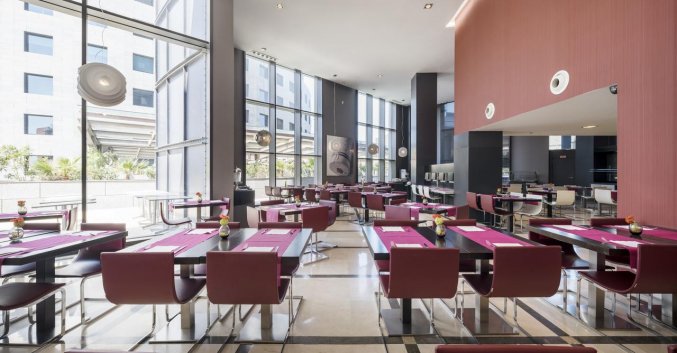 Restaurant van Hotel Ilunion Aqua 4 in Valencia