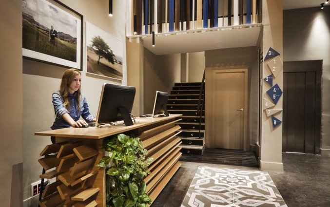 Receptie van Hotel One Shot Colon 46 in Valencia