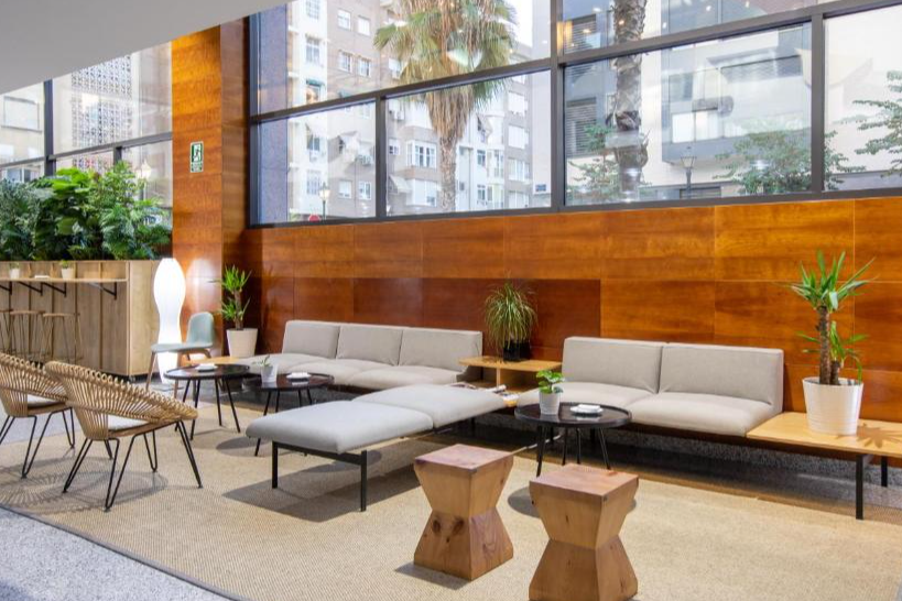 receptie van Hotel Eurostars Acteón