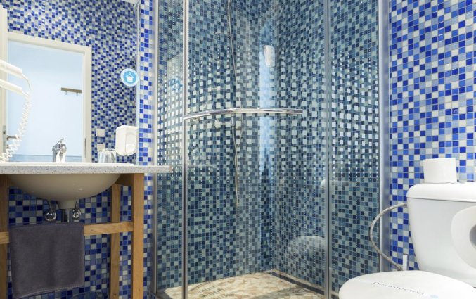 Badkamer in kamer van Hotel Royal Court in Praag