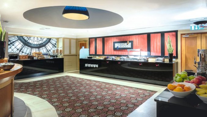 Keuken hotel Rui Plaza The Gresham in Dublin