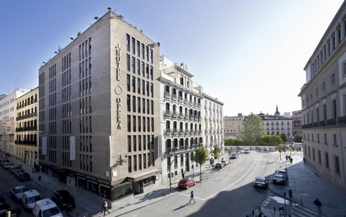 Gebouw van hotel Opera in Madrid