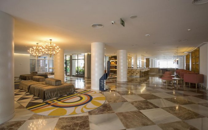 Lounge van hotel Palladium Palmyra in Ibiza