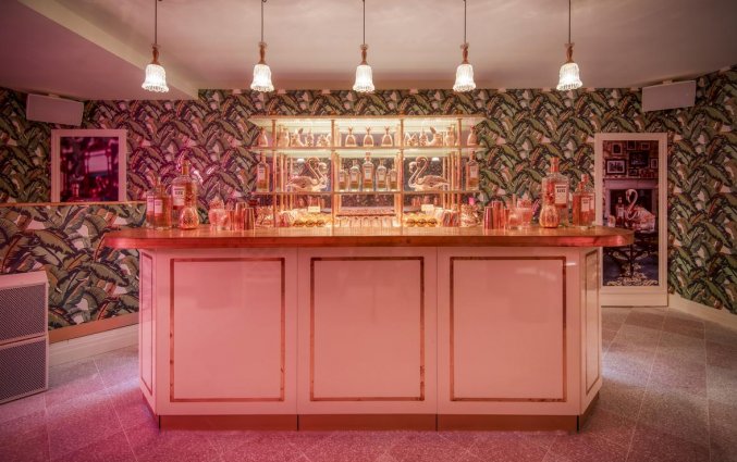 Bar van hotel Wi-Ki Woo op Ibiza
