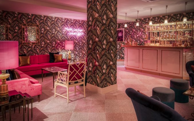 Bar van hotel Wi-Ki Woo op Ibiza