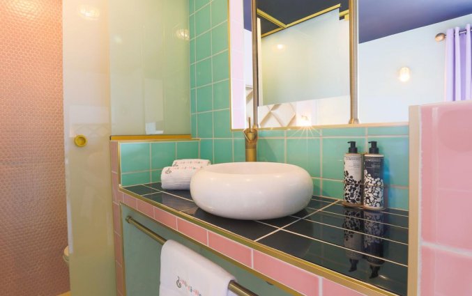 Slaapkamer van hotel Wi-Ki Woo op Ibiza
