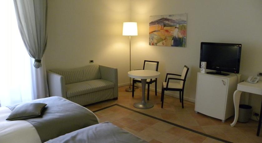 Hotel Mgallery Palazzo Caracciolo