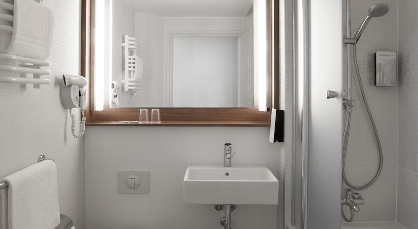 Badkamer van Hotel Campanile Warschau