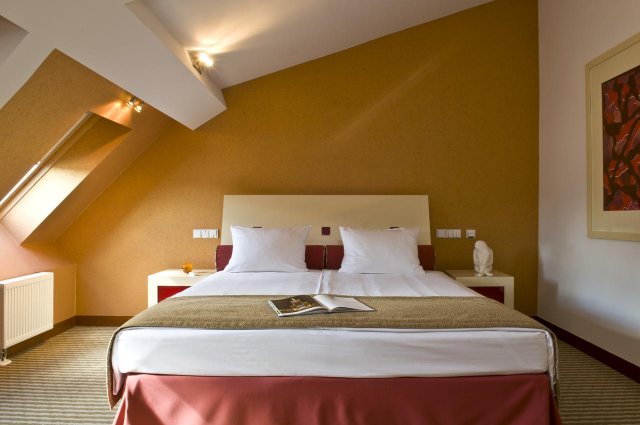 Studio's Mamaison Residence Diana