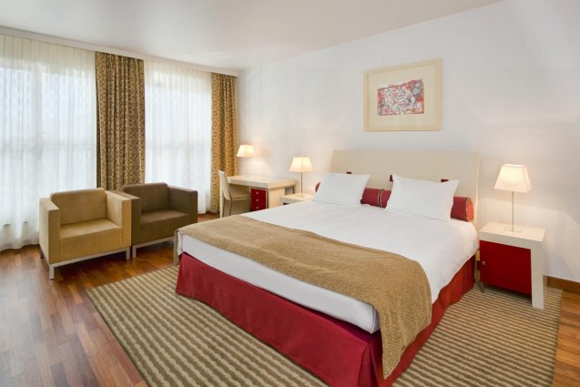 Studio's Mamaison Residence Diana