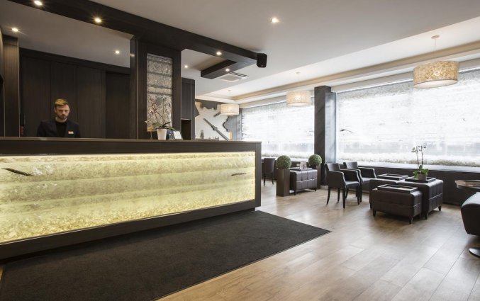 Receptie van TWO hotel Berlin by Axel in Berlijn