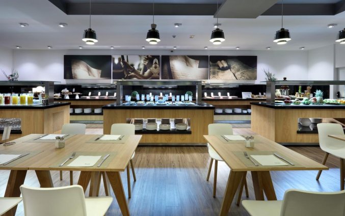 Ontbijtzaal van Hotel Barcelo Bilbao Nervion