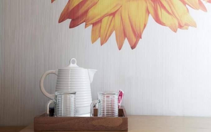 Theefaciliteiten op de kamers van hotel Petit Palace Plaza Malaga