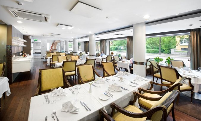 Restaurant van Hotel L'Ermitage Tallinn