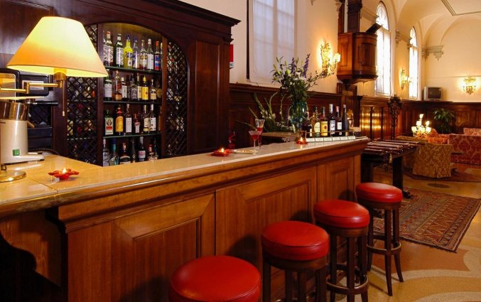 Bar bij Hotel Abbazia